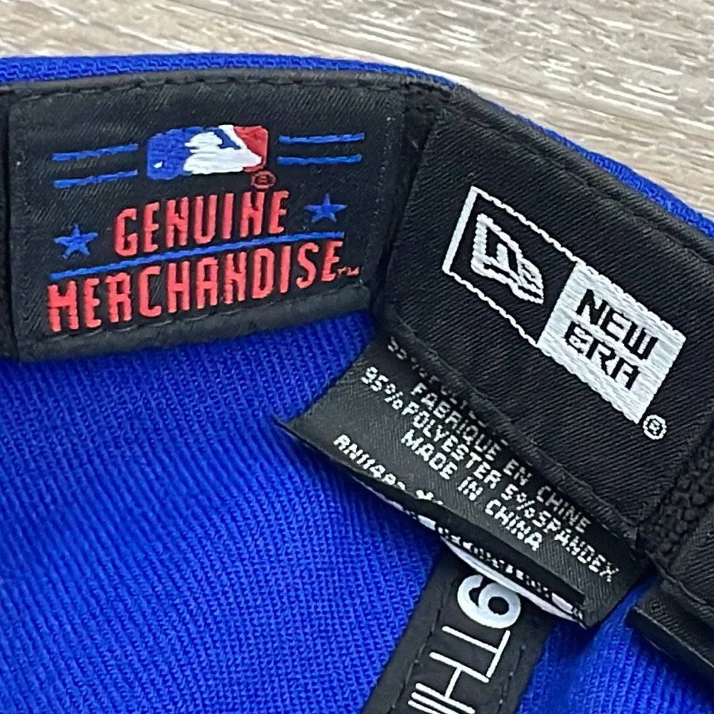 New Era Genuine Merchandise Chicago Cubs 39Thirty Flex Fit Size M/L